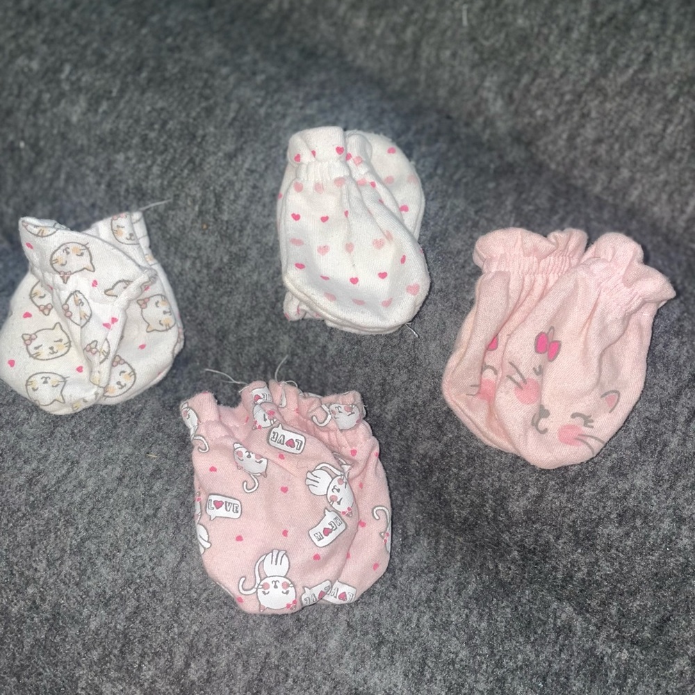 Newborn hand mittens